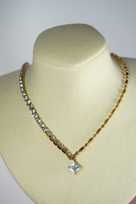 Collar Mitad
